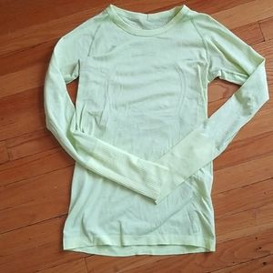 Lululemon Swiftly LS Light Neon Yellow Sz 6